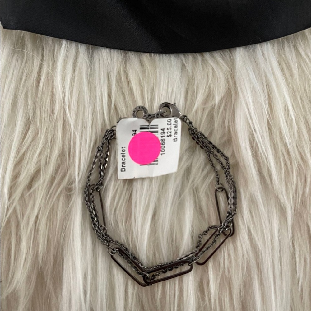 Rhodium plated bracelet